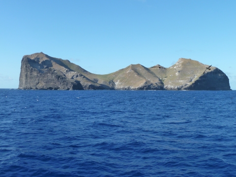 Nihoa in horizon; view from boat. 