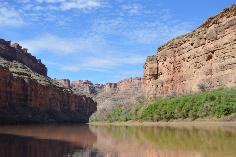 High canyon walls along the Green River