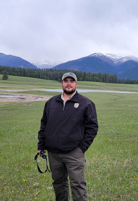 Taking in the scenery at a Partners for Fish and Wildlife Habitat Restoration training held in Montana Photo credit: Jeffrey Drummond/USFWS 