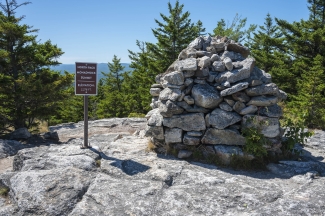 Image of sign next to overlook at Wapack NWR