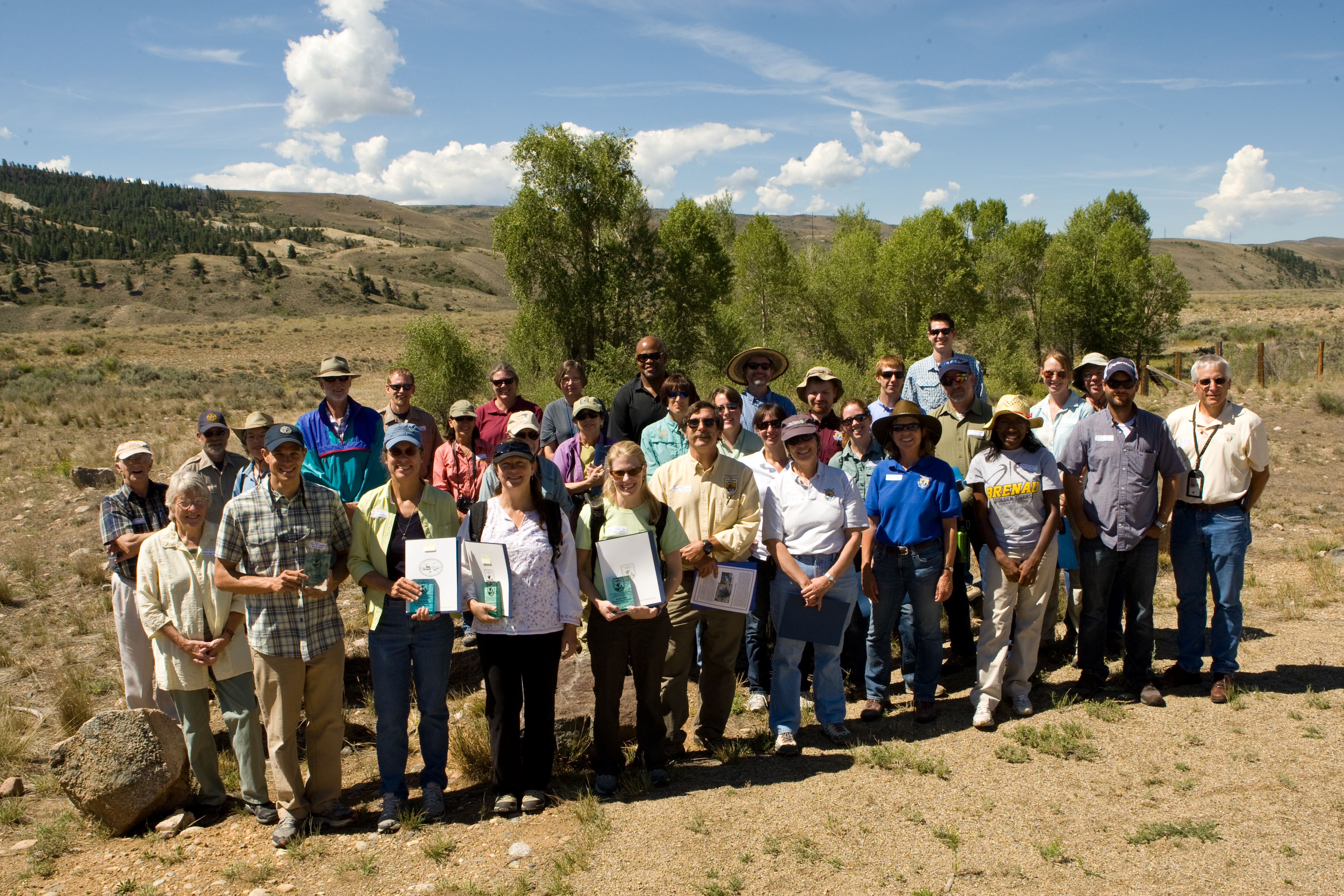 A group of folks from the USFWS Mountain Prairie 