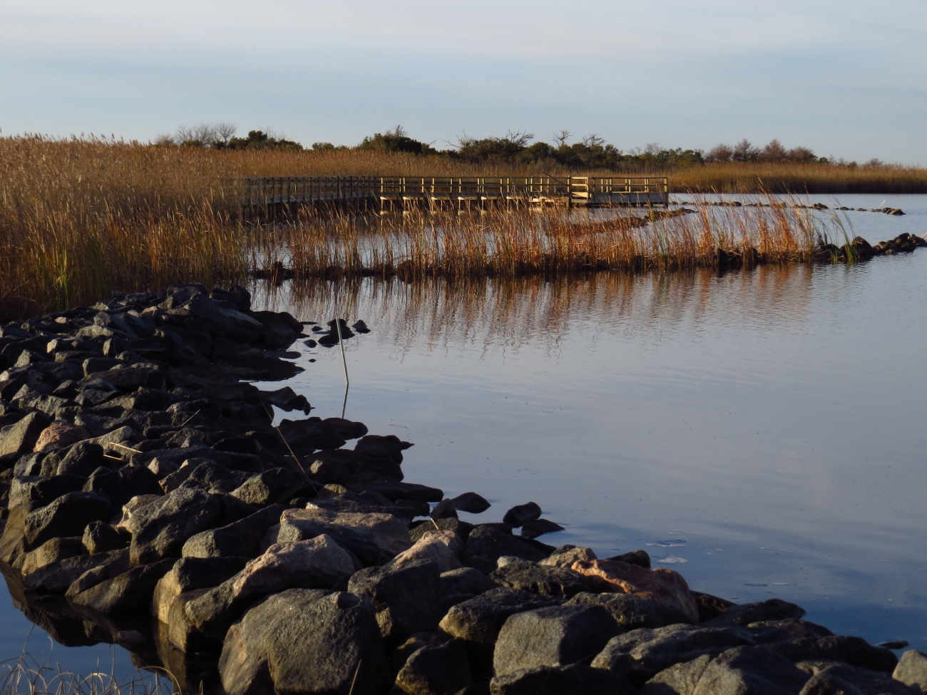 Sunset Point Overlook and shoreline stabilization at Back Bay Refuge ...