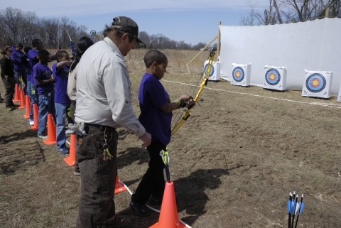 Youth participate in archery at Occoquan Bay NWR