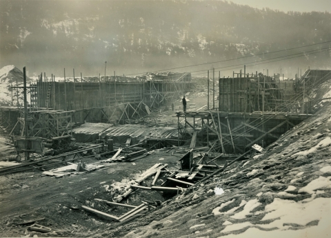 Construction of the Diversion Channel spillway outlet at Leavenworth NFH in 1939.