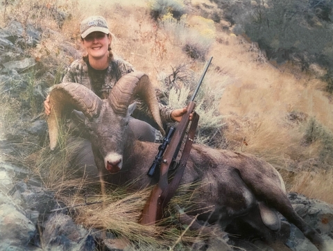 Marisa Meyer posing with her California bighorn ram