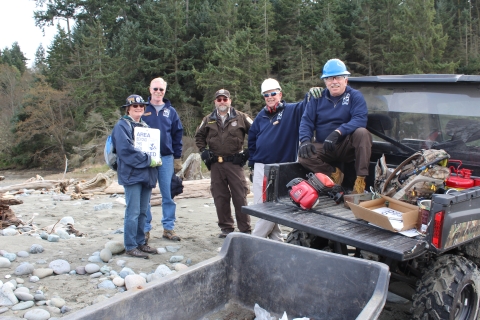 Refuge Volunteers Take a Break From Installing Signs on Dungeness Spit