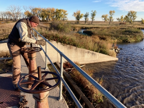 Managing water levels at Lacreek NWR