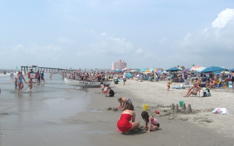 Busy New Jersey beach in summer