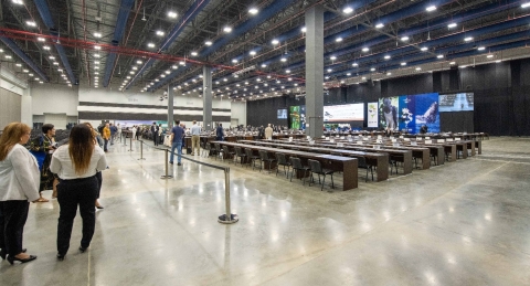  Wide shot of the venue for the CoP19 in Panamá City, Panamá. Frank Kohn/USFWS.