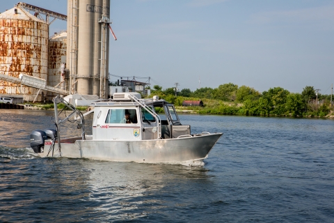 Hydroacoustics vessel on the water