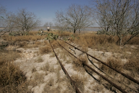 Abandoned gas pipelines from well