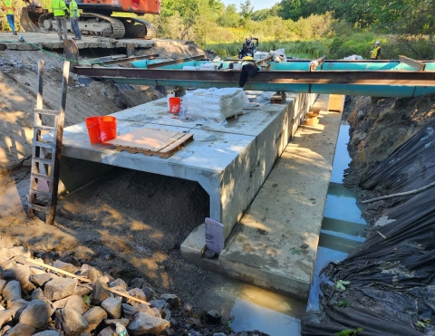 Construction of a tidal crossing in Cape Elizabeth, ME using the CoastWise Approach.