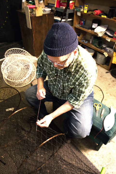 Repairing a hoop net #2