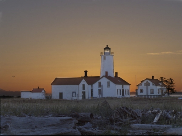 The New Dungeness Light Station at Sunset