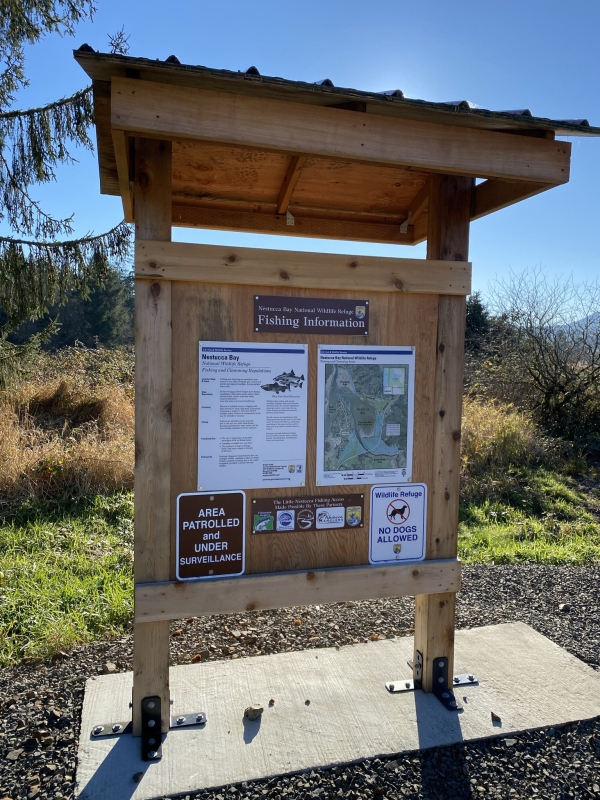 Kiosk with information on fishing at Nestucca Bay National Wildlife Refuge