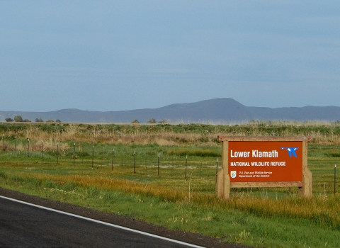 Picture of Lower Klamath National Wildlife Refuge entrance sign.
